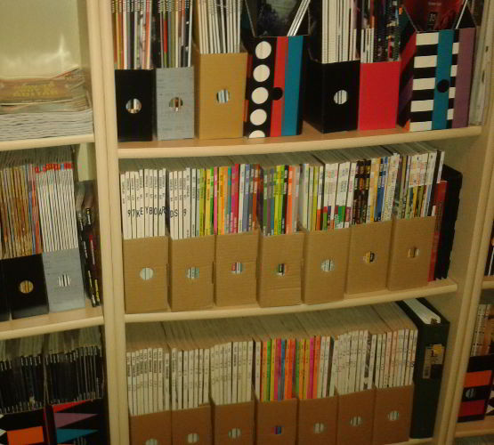 Keyboard magazines in bookshelf